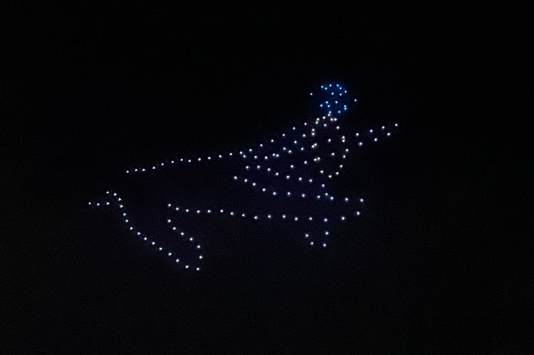 Ba yếu tố quyết định một màn cầu hôn bằng drone show: địa điểm, kịch bản và phương án thời tiết